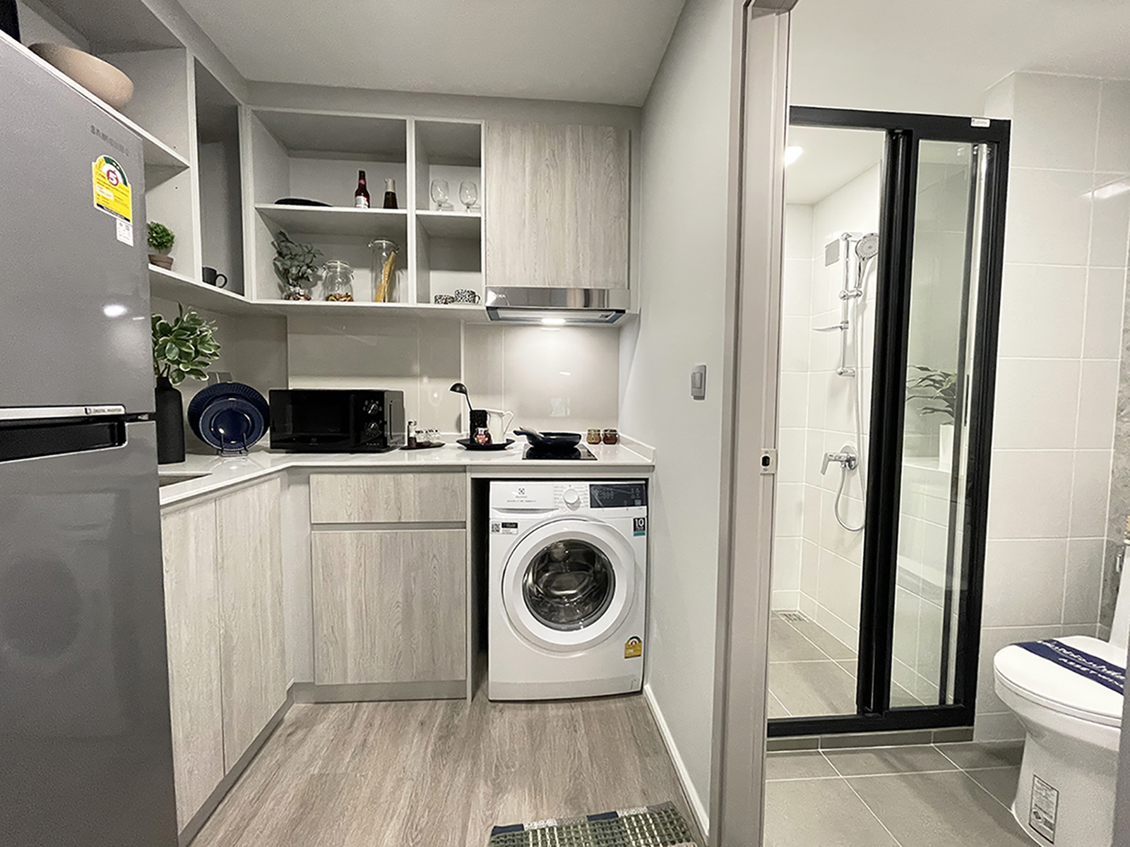 ขายคอนโดพร้อมผู้เช่า แอทโมซ พอร์เทรด ศรีสมาน