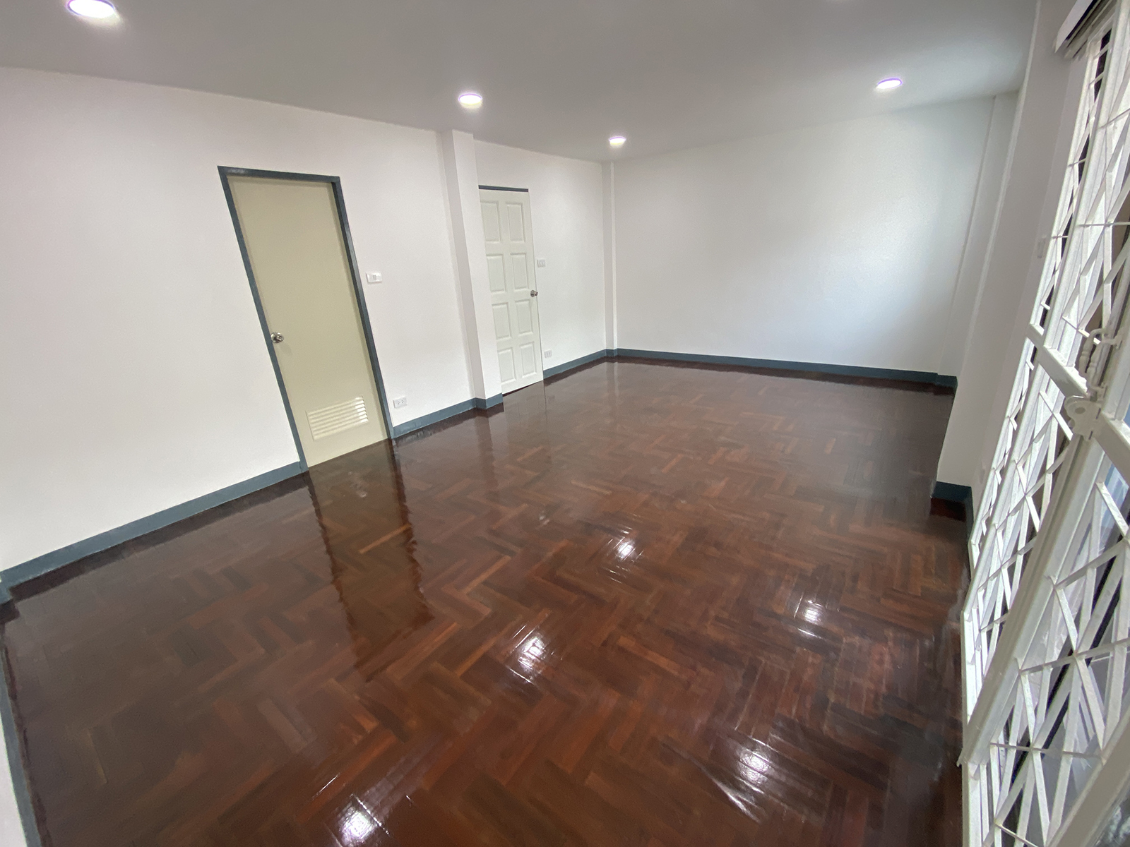 81583-ขายทาวน์โฮม หมู่บ้านเปี่ยมสุข บางเดื่อ ปทุมธานี