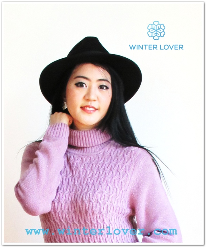 เสื้อกันหนาวสีชมพูไหมพรมคอเต่าแขนยาวพร้อมส่ง