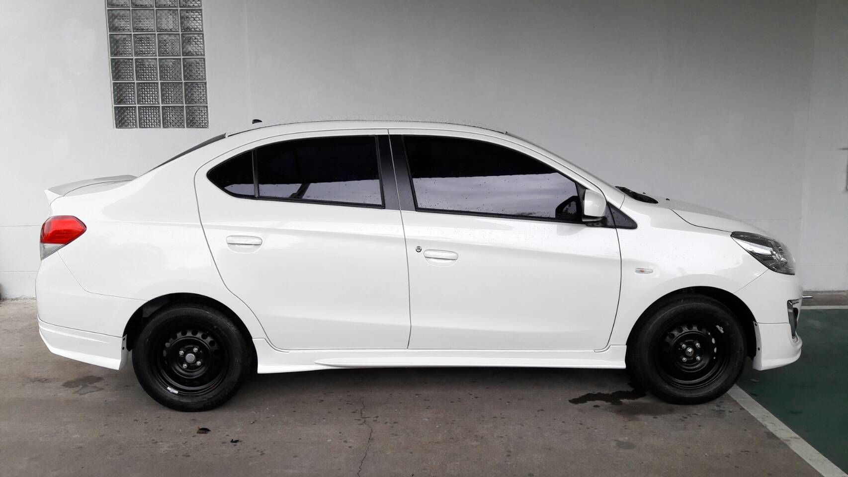 ชุดแต่งรถ สเกิร์ต-สปอยเลอร์ Attrage ทรงศูนย์ OEM by OSR