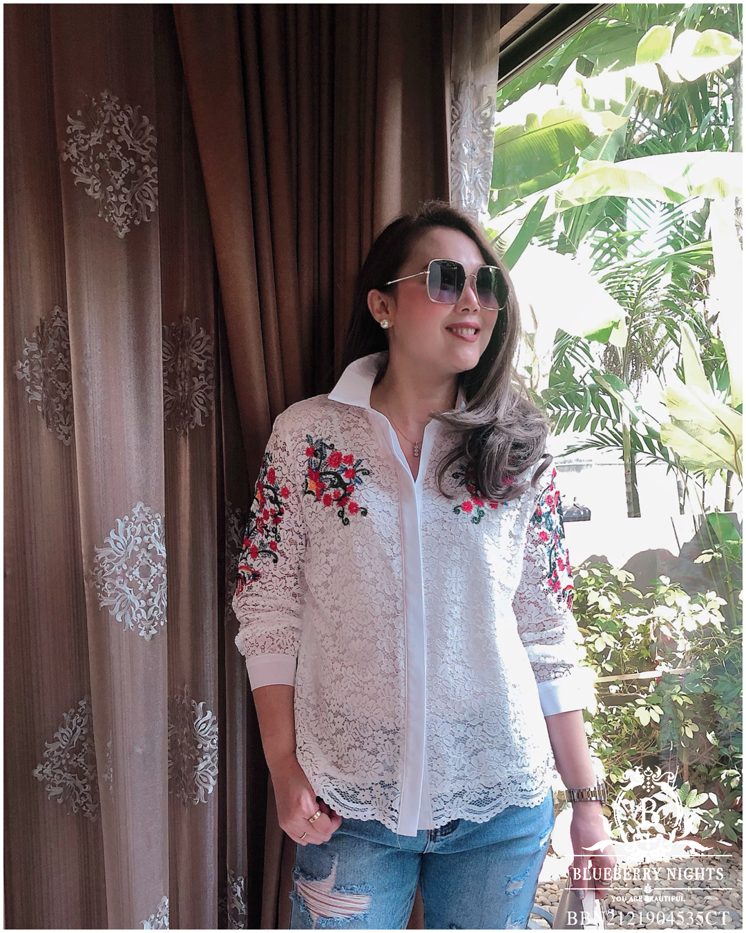 Sale++#Blueberry Nights B3641 เสื้อเชิ้ตลูกไม้อิตาลีปักลายดอกไม้ ผ้าลูกไม้อิตาลีเกรดพรีเมี่ยมเนื้อนุ่มเบาใส่สบายมากค่ะ แพทเทิร์นเสื้อเชิ้ตกระดุมหน้ายาวตลอด ดีเทลด้านหน้าปักดิ้นลายดอกไม้สวยหรูค่ะ มีซับในทั้งตัว ♡เหมาะสำหรับสาวๆรอบอก(36-44)♡ ร