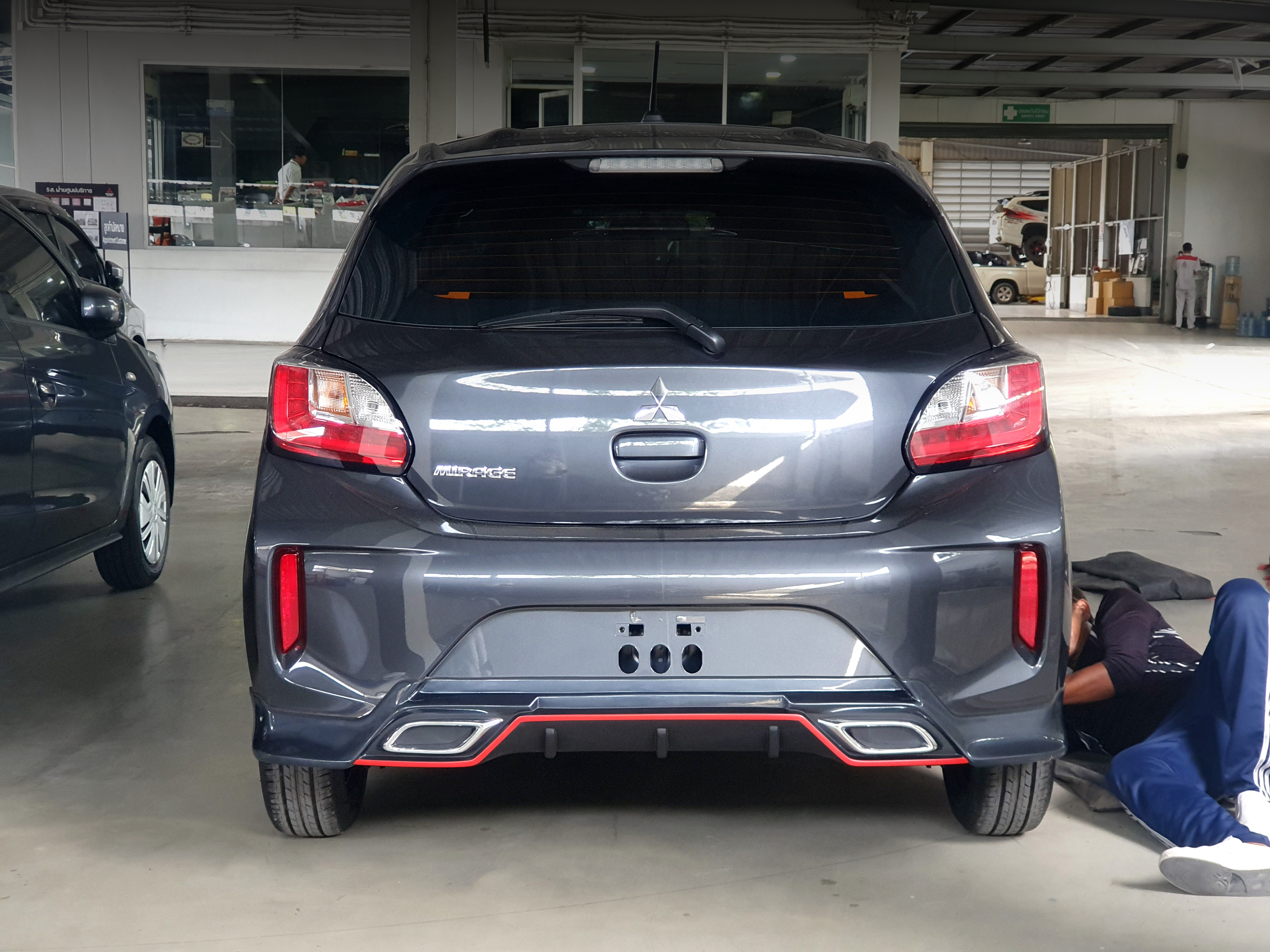 ชุดแต่งรถ สเกิร์ต-สปอยเลอร์ New Mitsubishi Mirage 2020 ทรง SR-Limited By OSR