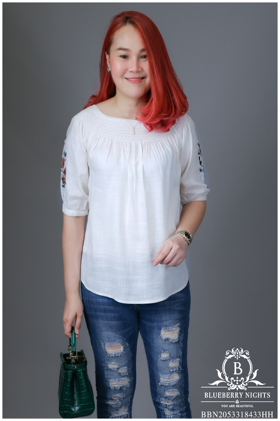 SaLe++#Blueberry Nights B3436**พรีเมี่ยมเสื้อทีเชิ้ต 2-สไตล์ คอตต้อนเบลนด์สีพื้นปักลายคลาสสิค คอลเลคชั่นสุดหรู สไตล์บลูเบอร์รี่ไนท์ ผ้าคอตต้อนผสมลินินเกรดพรีเมี่ยม ผ้าเนื้อดีมากสัมผัสนุ่มเบาใส่สบายค่ะ แพทเทิร์นเสื้อทีเชิ้ตคอยางยืดอิลาสติก ใส่ได้2สไตล์ แบบ