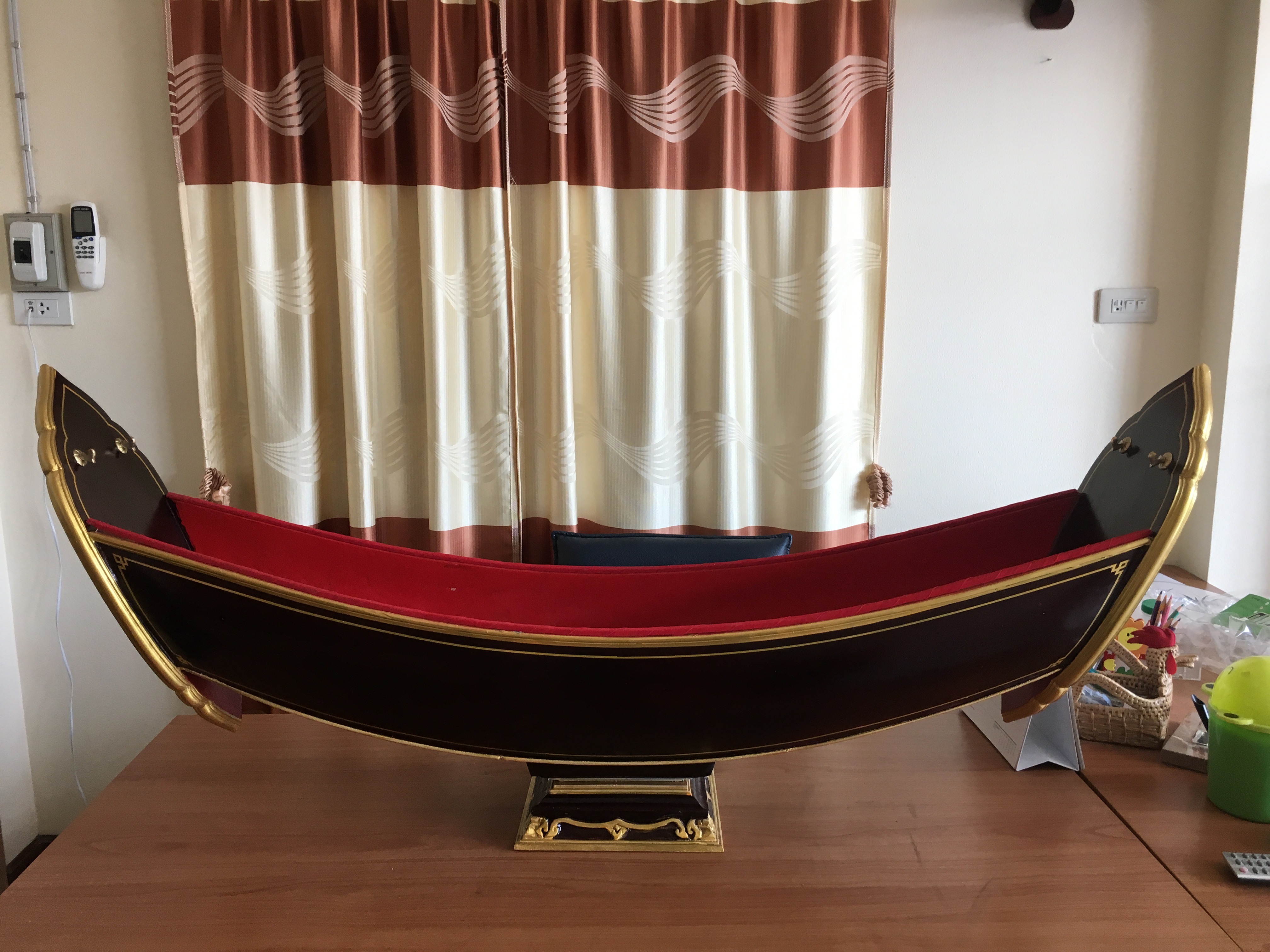 รางระนาดเอกอย่างดี ราคา 4,000 - 4,500-5,500 บาท