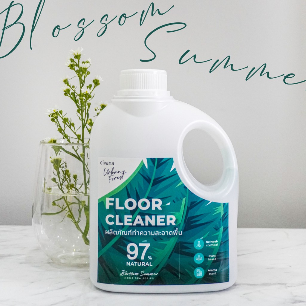 น้ำยาถูพื้น Divana Urban Forest ชนิดขวด 900 มล กลิ่น Blossom Summer สูตรอ่อนโยน บ้านหอม สะอาด