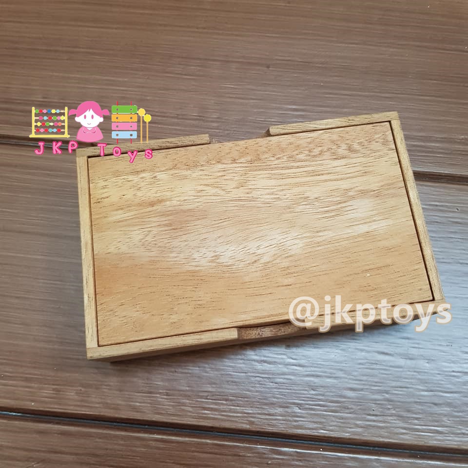 ของเล่นไม้ เกมโดมิโน่เรียงสี พร้อมกล่องเก็บ