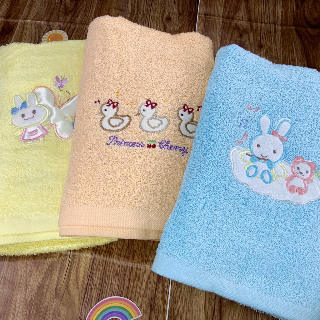 ผ้าขนหนูเช็ดตัว เนื้อดีปักลายสุดน่ารัก 24x48นิ้ว มีให้เลือกหลายสี และเก็บเงินปลายทาง