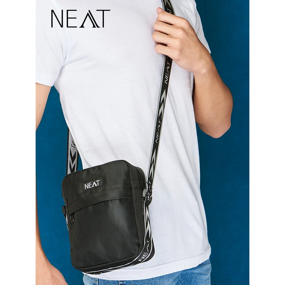 !!สินค้าขายดี!! NEAT กระเป๋าสะพายไหล่ กระเป๋าสะพายผู้ชาย กระเป๋าสะพายแฟชั่น NEAT Men's Sling Bag