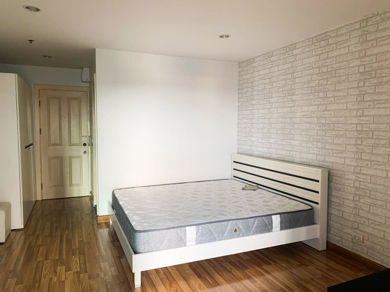 31299-ขายคอนโด รีเจ้นท์โฮม 15 มหาวิทยาลัยราชภัฏพระนคร แจ้งวัฒนะ กรุงเทพ