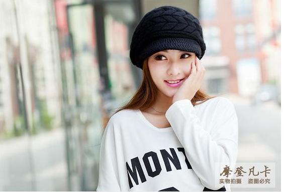 หมวกไหมพรมทรงเเก็ปสีดำสวยเก๋ด้านในบุขน(พร้อมส่ง)(Free Size)