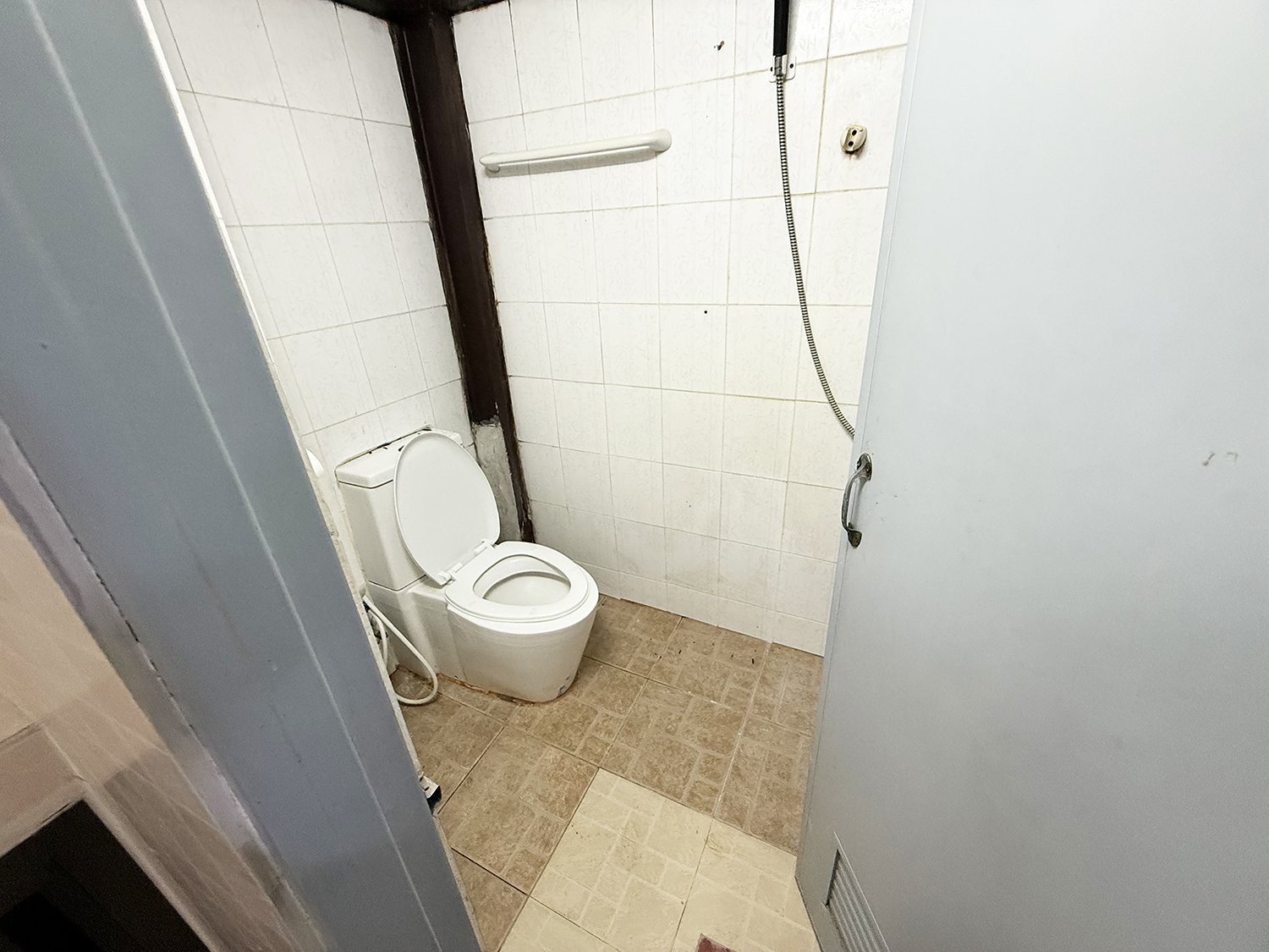 86366 ขายทาวน์เฮ้าส์พร้อมอยู่ ซอยพิบูลอุปถัมภ์ แขวงสามเสนนอก เขตห้วยขวาง กรุงเทพฯ