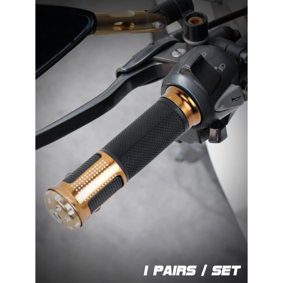 !!สินค้าขายดี!! ปลอกสวมแฮนด์รถมอเตอร์ไซค์ Motorcycle Handlebar Grips