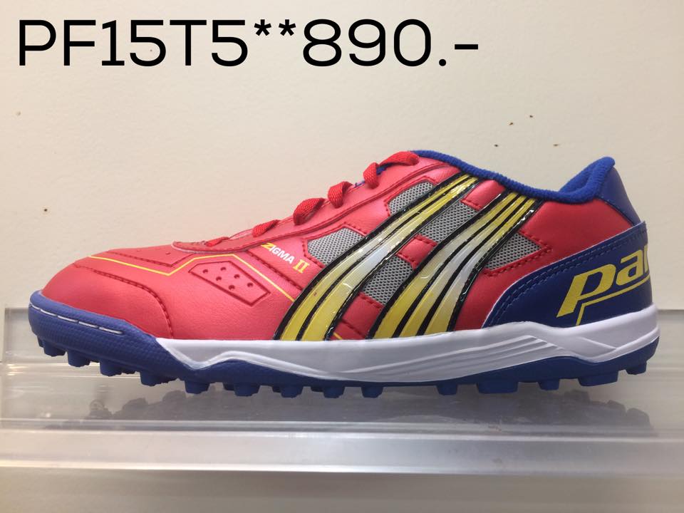 PAN รองเท้าร้อยปุ่ม หญ้าเทียม รหัส PF15T5 สีแดง เบอร์ 39-44