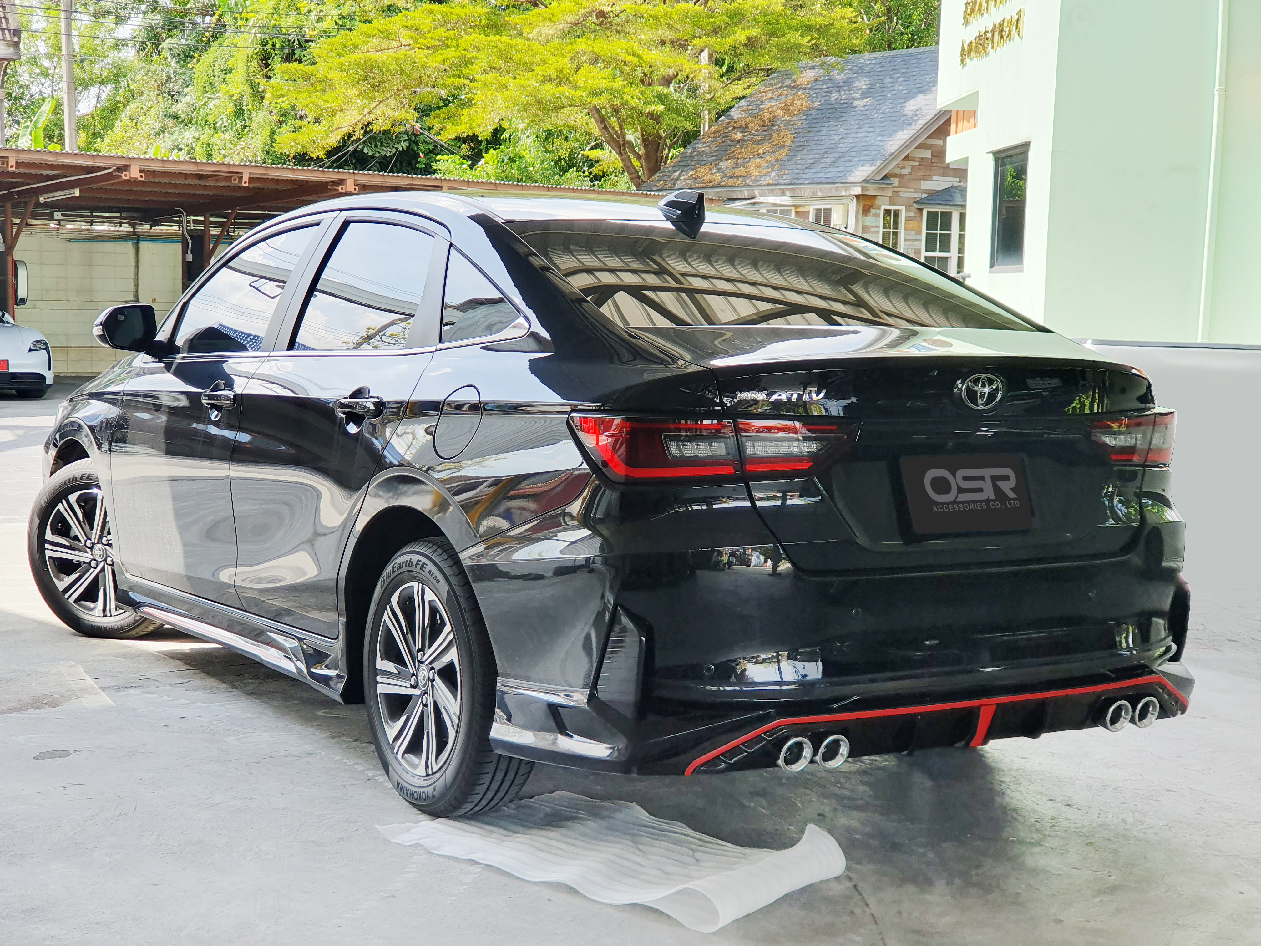 ชุดแต่งรถ-สเกิร์ต-สปอยเลอร์ Toyota New Yaris Ativ 2022 2023 2024
