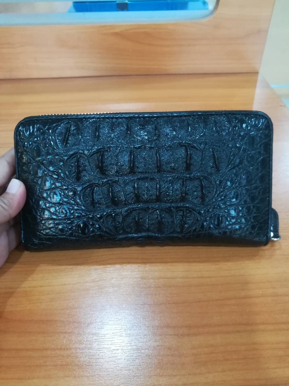 กระเป๋าหนังจระเข้แท้แบบซิปเดี่ยว(หนังกระดูกหัว)