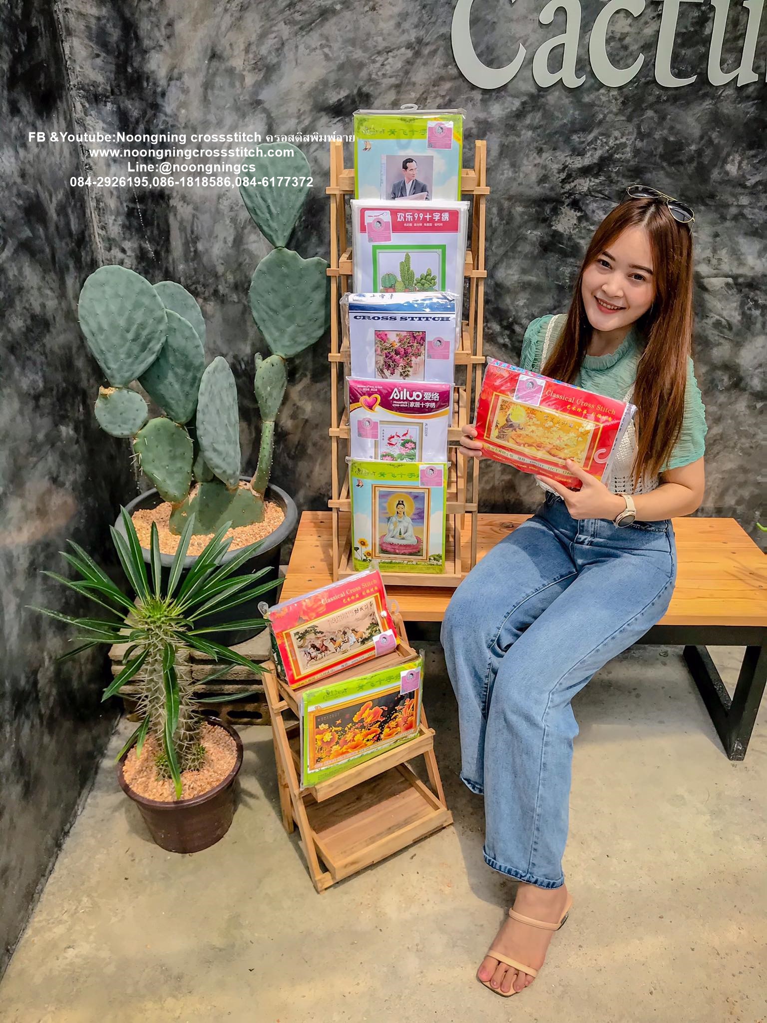 ดอกไม้ในแจกัน ชุดปักครอสติส พิมพ์ลาย ครอสติสจีน งานฝีมือทำที่บ้าน DIY