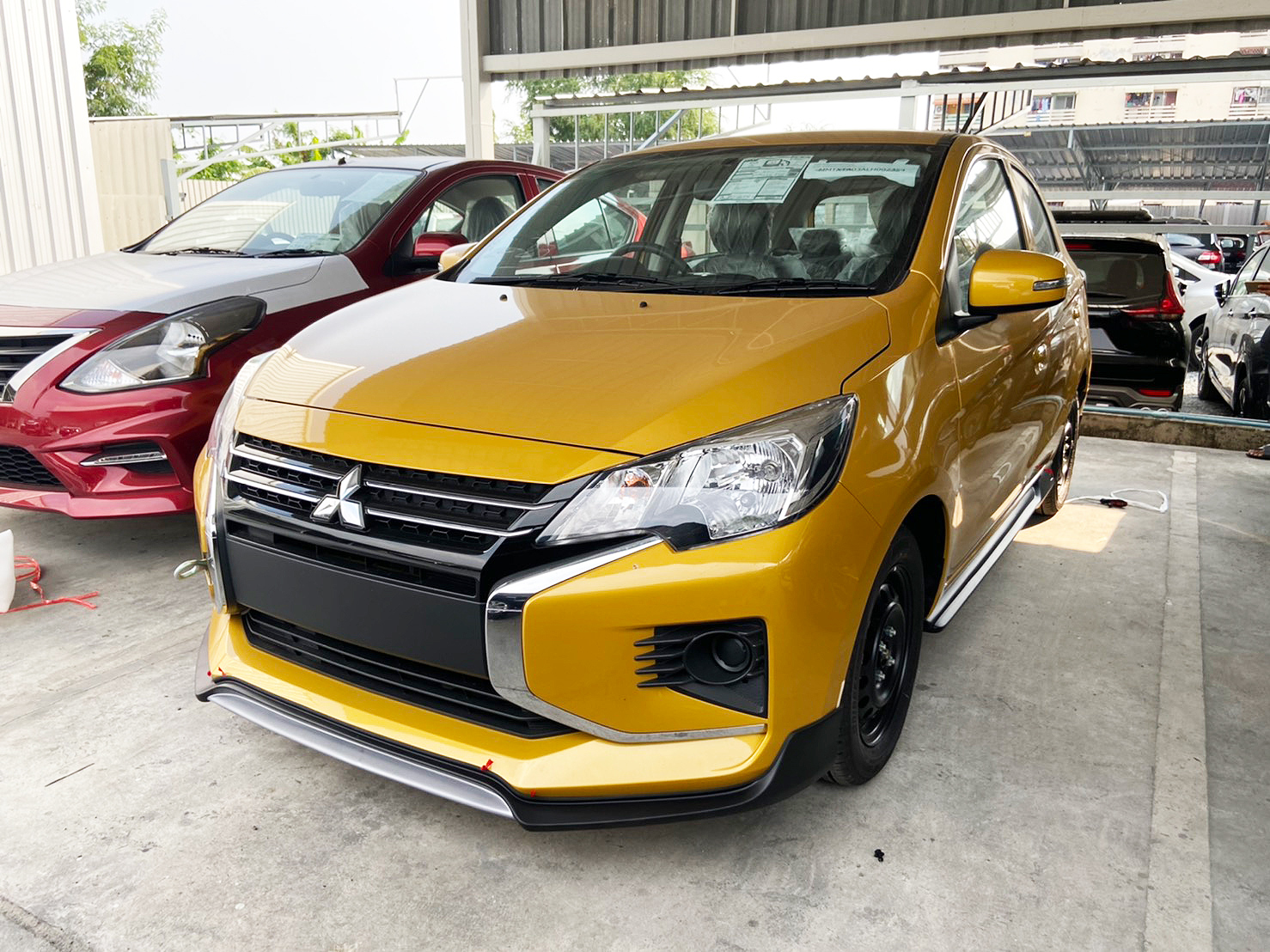 ชุดแต่งรถ สเกิร์ต-สปอยเลอร์ New Mitsubishi Mirage 2020 ทรง SR-Limited By OSR