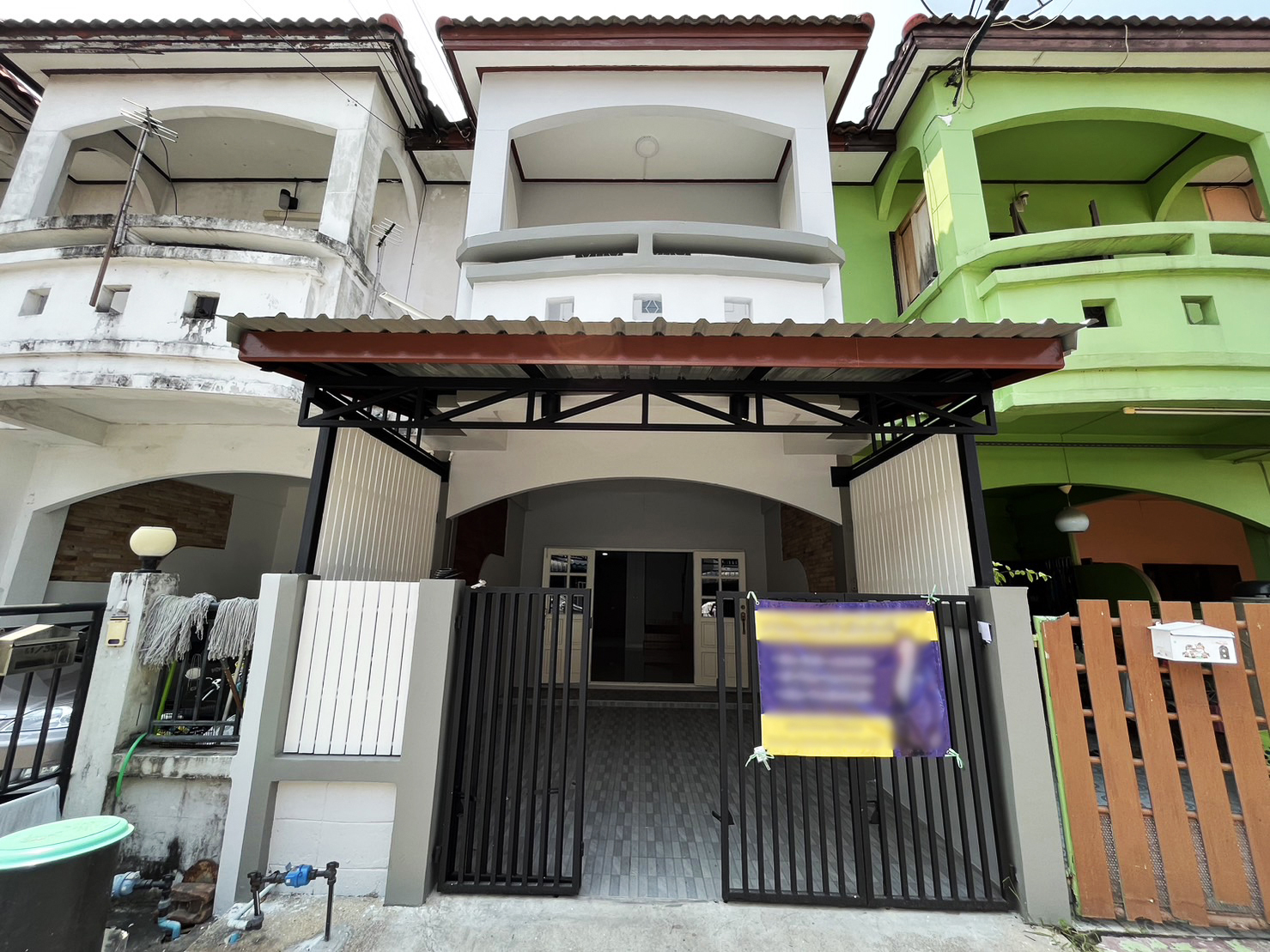 76997-ขายทาวน์เฮ้าส์ หมู่บ้านเลิศอุบล คลองห้า ใกล้มอเตอร์เวย์ถนนกาญจนาภิเษก ลำลูกกา ปทุมธานี
