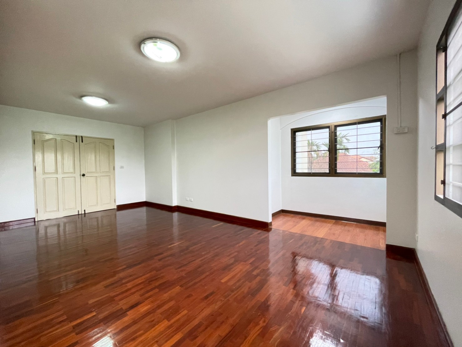 76937-ขายบ้าน หมู่บ้านวิลล่าแคลิฟอร์เนีย บางกะดี เมืองปทุมธานี