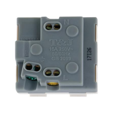 เต้ารับเดี่ยว 3 ขา UNIVERSAL HACO W8318A ผลิตจากทองเหลืองอย่างดีไม่บิดงอง่าย