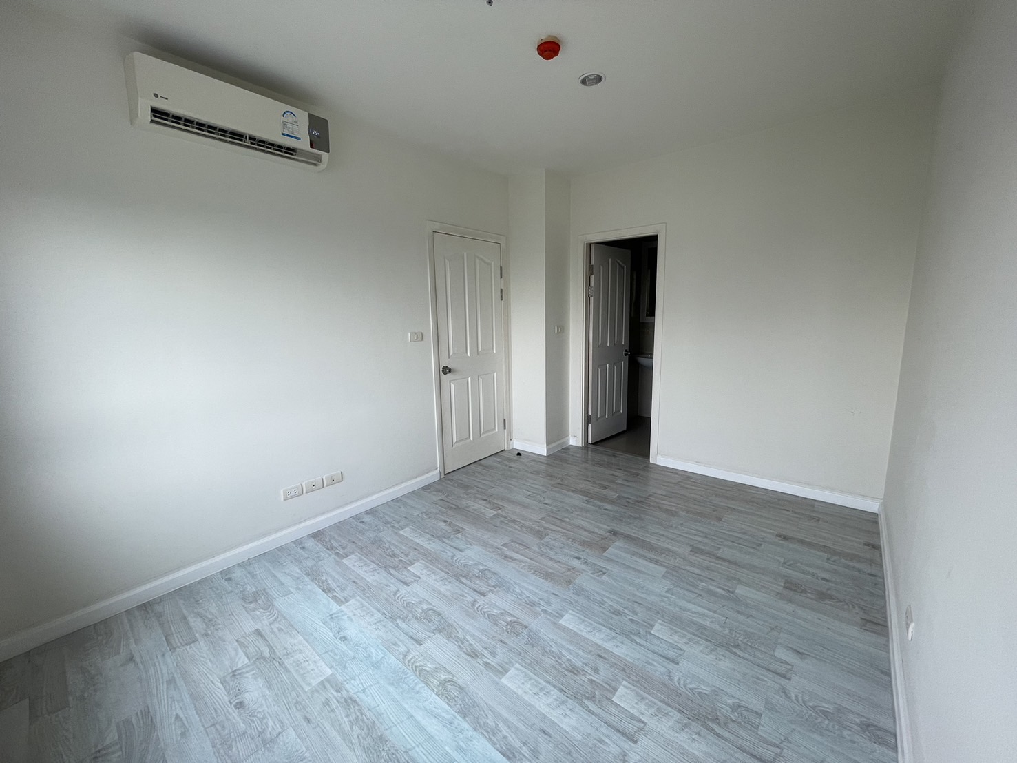 83456-ขายคอนโด แมเนอร์ สนามบินน้ำ วิวเจ้าพระยา นนทบุรี