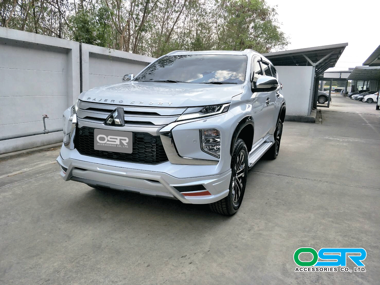 ชุดแต่งรถ-สเกิร์ต-อุปกรณ์แต่งรถ New Mitsubishi Pajero Sport 2020 ทรง AT By OSR