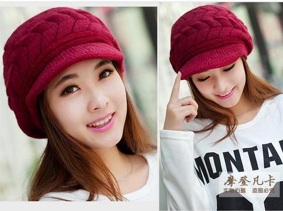 หมวกไหมพรมทรงเเก็ปสีแดงไวน์ด้านในบุขน(พร้อมส่ง)(Free Size)