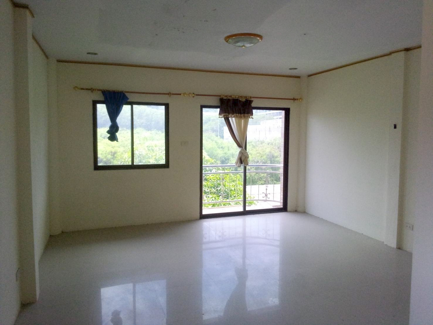 74296-ขายที่ดินพร้อมสิ่งปลูกสร้าง ซอยพระตำหนัก 3 เมืองพัทยา ชลบุรี