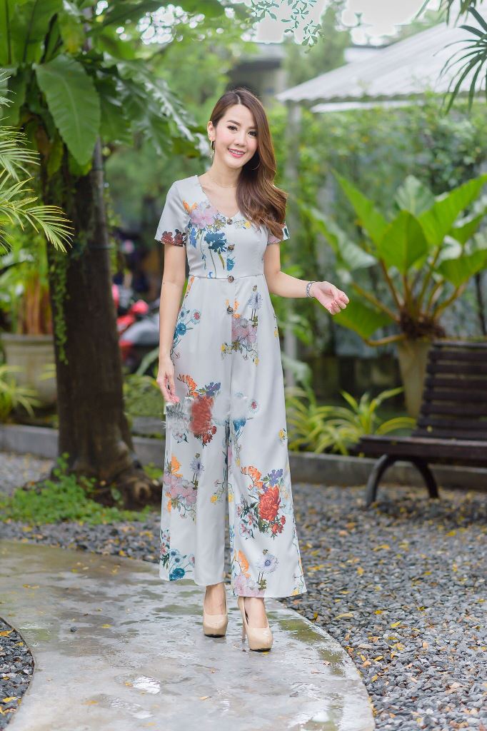 JS0053จั๊มสูทขายาว จั๊มสูทออกงาน จั๊มสูทเกาหลี จั๊มสูทลายดอก จั๊มสูทแฟชั่น (สีขาว)