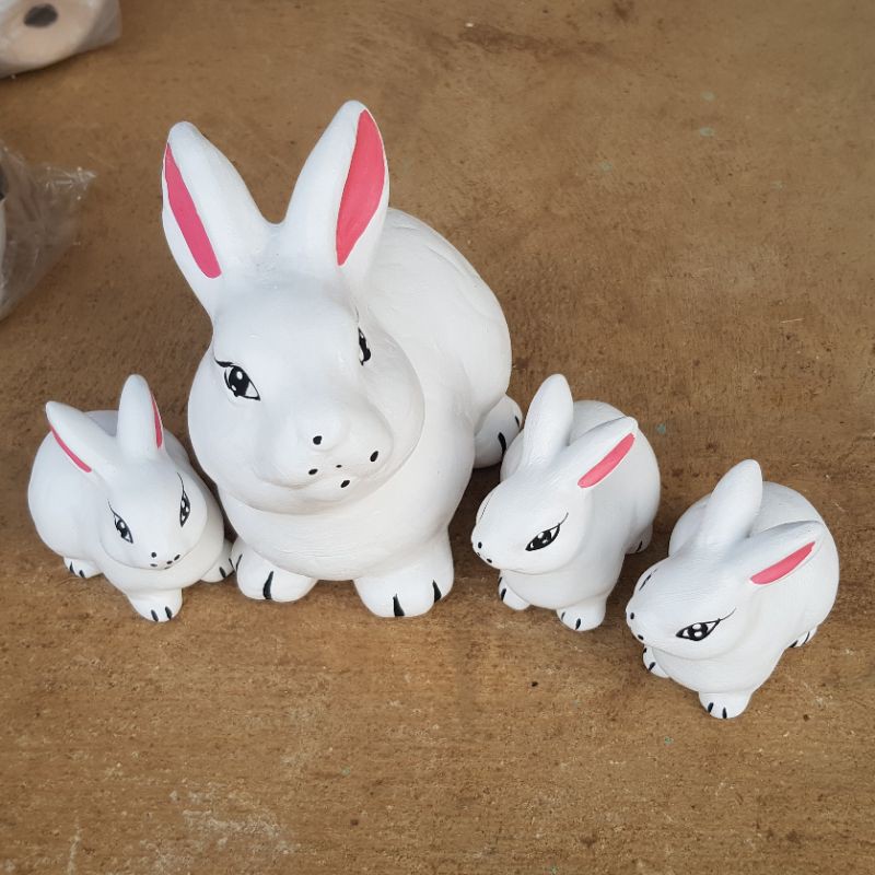 ตุ๊กตา ตุ๊กตาเซรามิคครอบครัววัว ปีนี้ควรมีติดบ้านและสำนักงาน ตกแต่งบ้านและสวน#รับประกันแตกเปลี่ยนใหม่ค่ะ