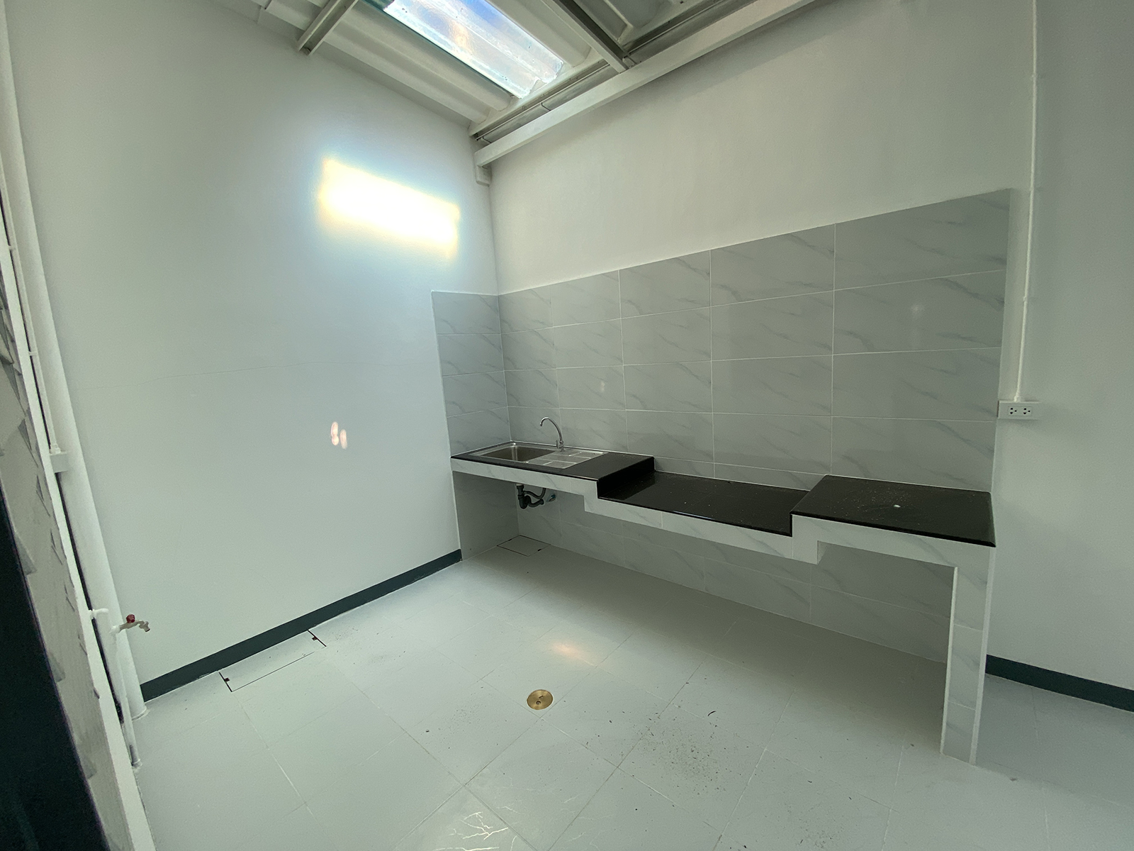 81583-ขายทาวน์โฮม หมู่บ้านเปี่ยมสุข บางเดื่อ ปทุมธานี