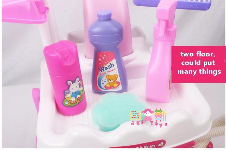 รถเข็นทำความสะอาดพร้อมเครื่องดูดฝุ่น Magical Cleaner Play Set