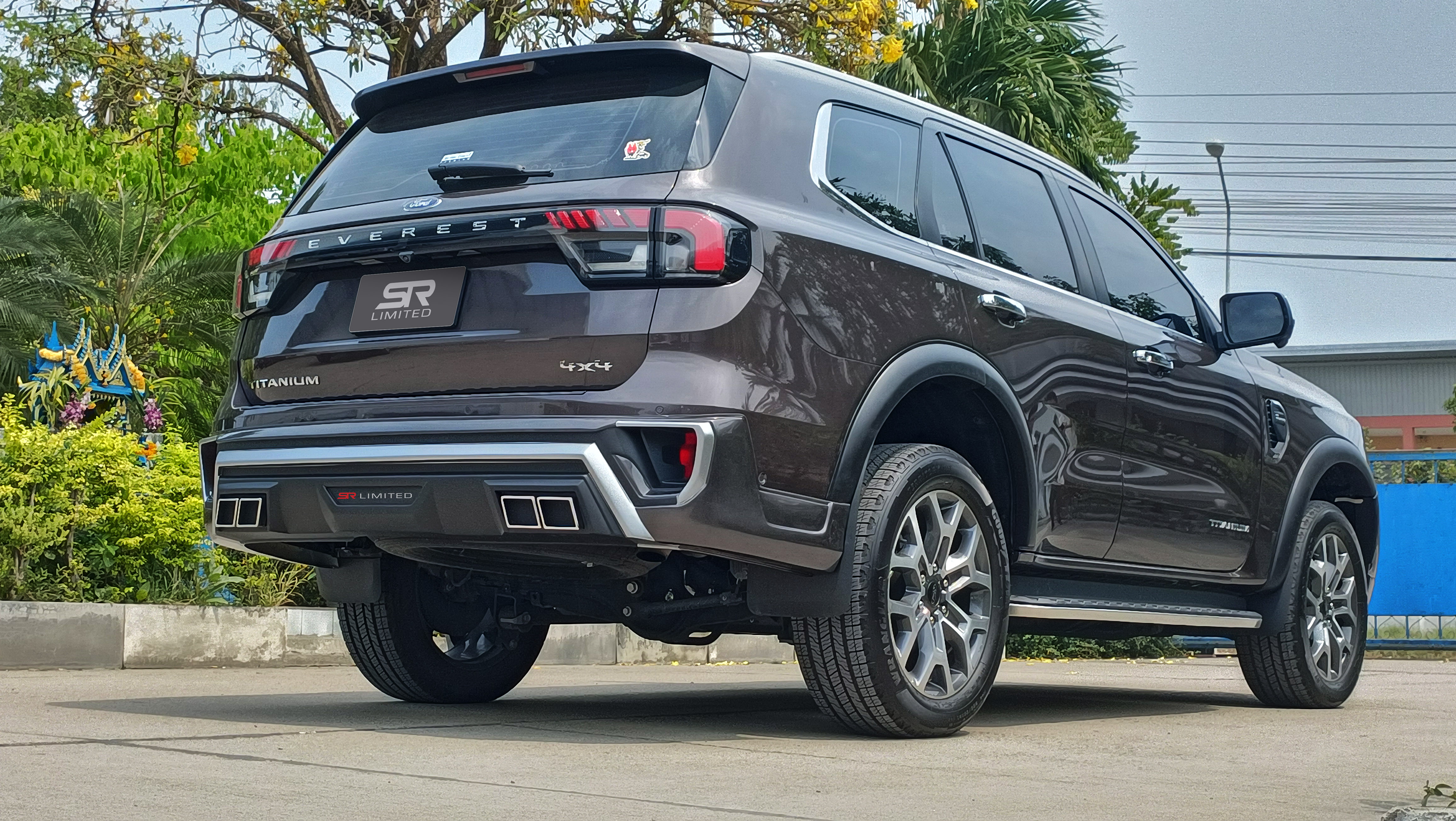 ชุดแต่งรถ-สเกิร์ต-อุปกรณ์แต่งรถ Ford Everest 2022 2023 2024 Next-Gen ทรง SR-Limited