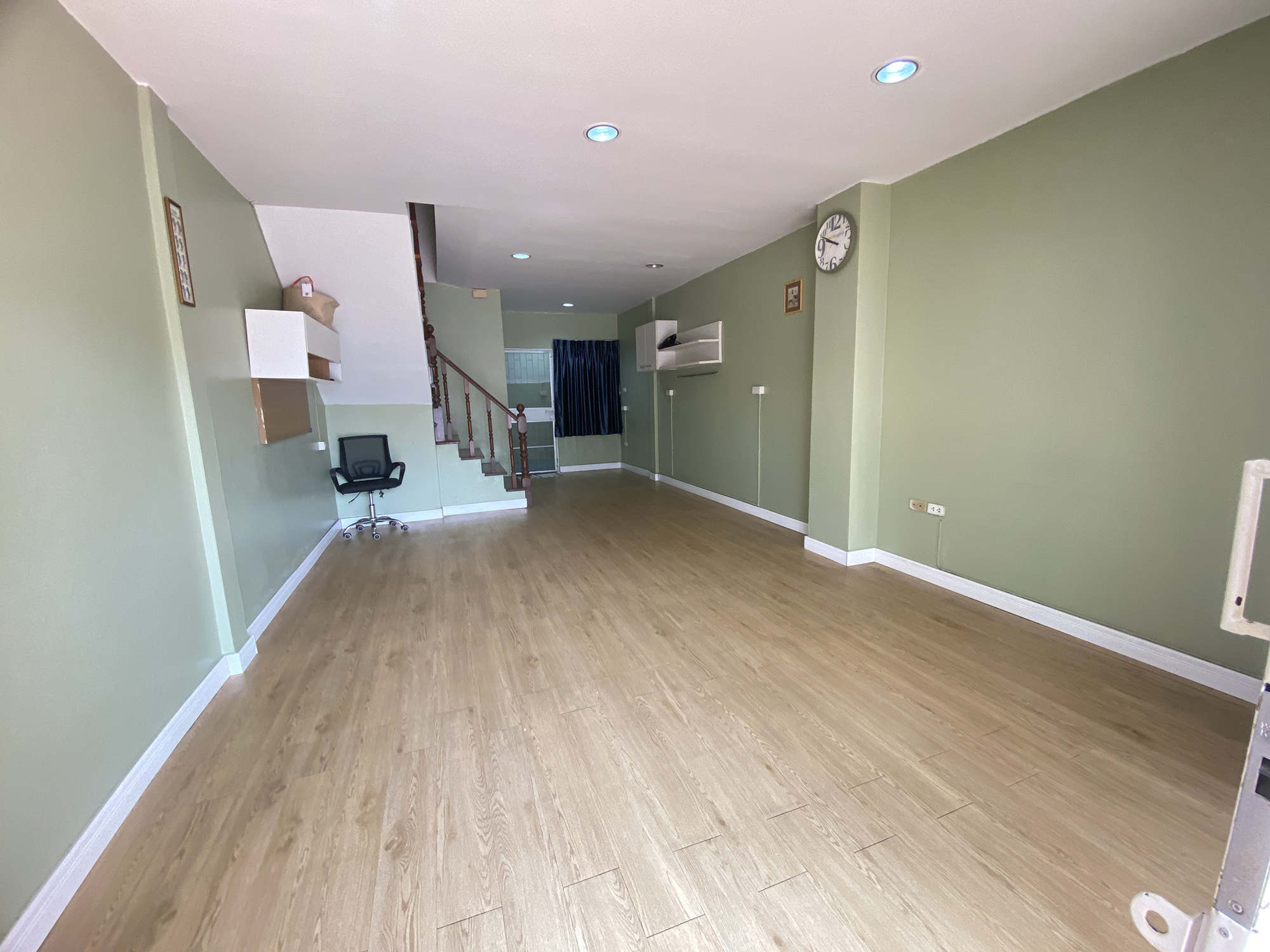 86336-ขายทาวน์เฮ้าส์ หมู่บ้านขจีนุช ถนนราชพฤกษ์ ลาดหลุมแก้ว ปทุมธานี