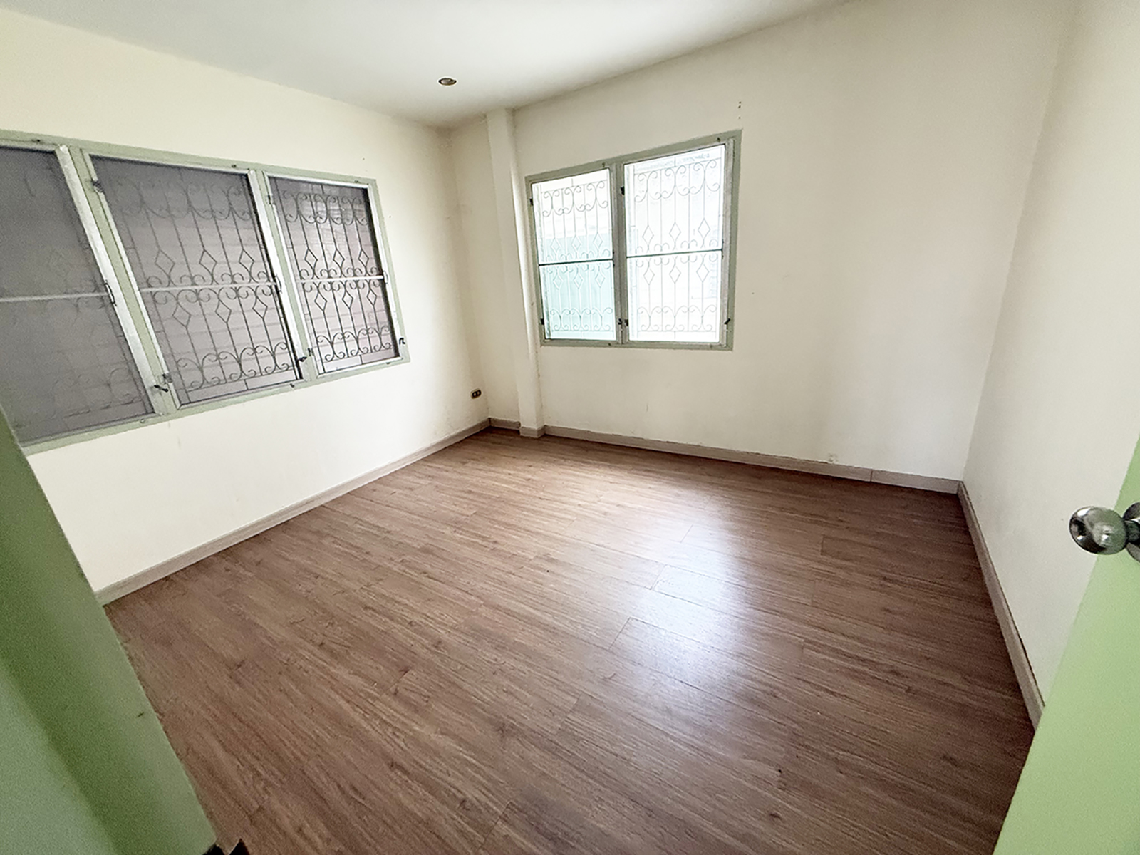 86371 ขายบ้านเดี่ยว หมู่บ้านแฟมิลี่ปาร์ค ชลบุรี (Family Park)พร้อมเข้าอยู่