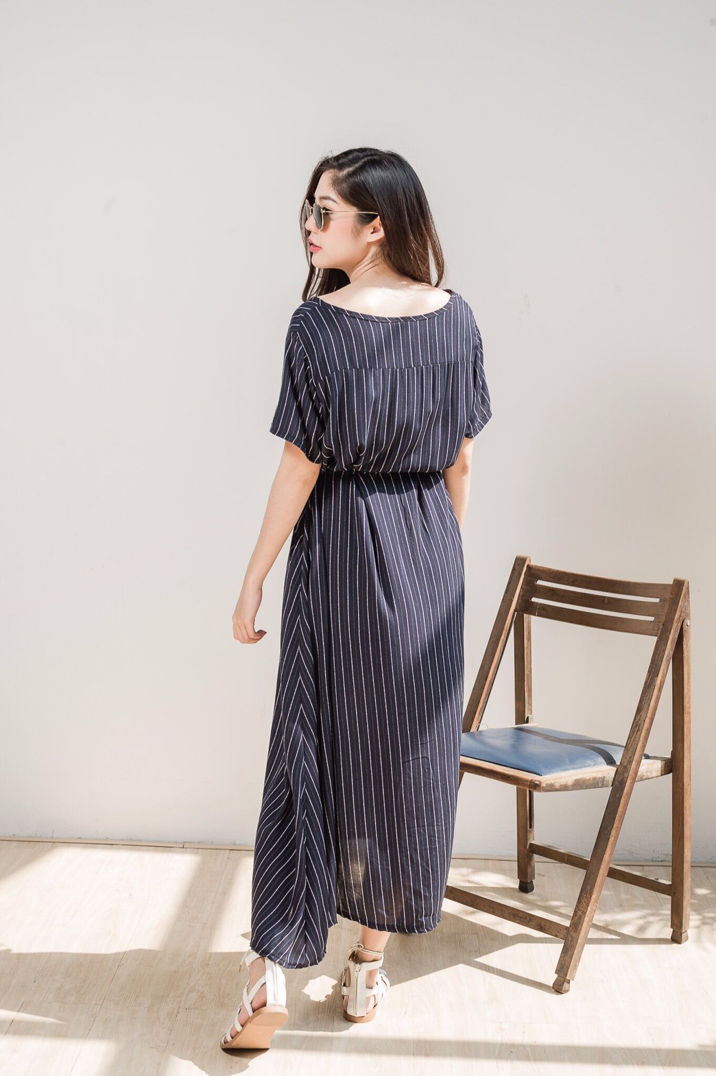 SaLe++อก42**ทองย้อย**11920** เดรสตัวปล่อยแขนสั้นใส่ง่ายสไตล์ญี่ปุ่น ใส่สบายๆคลายร้อนกับผ้าป่านมัสลิน** สีกรมท่า