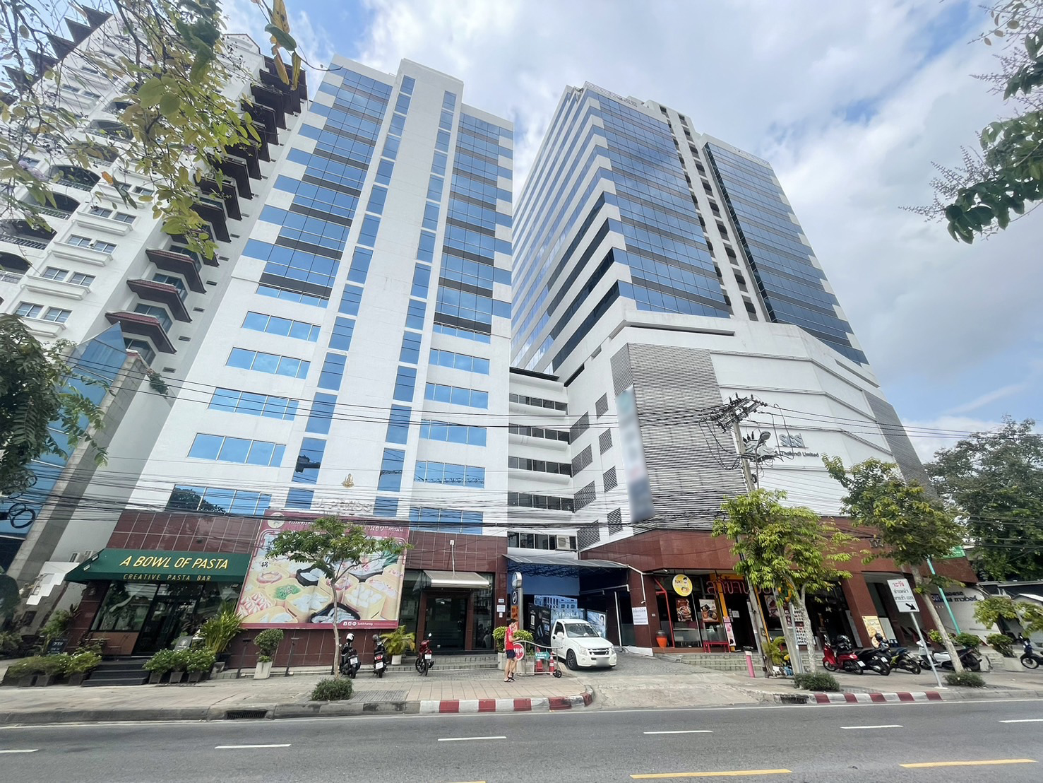 83457-ด่วน!! โปรโมชั่นลดราคา!! ให้เช่า อาคาร เจ.เพลส ทาวเวอร์ ช่องนนทรี กรุงเทพ