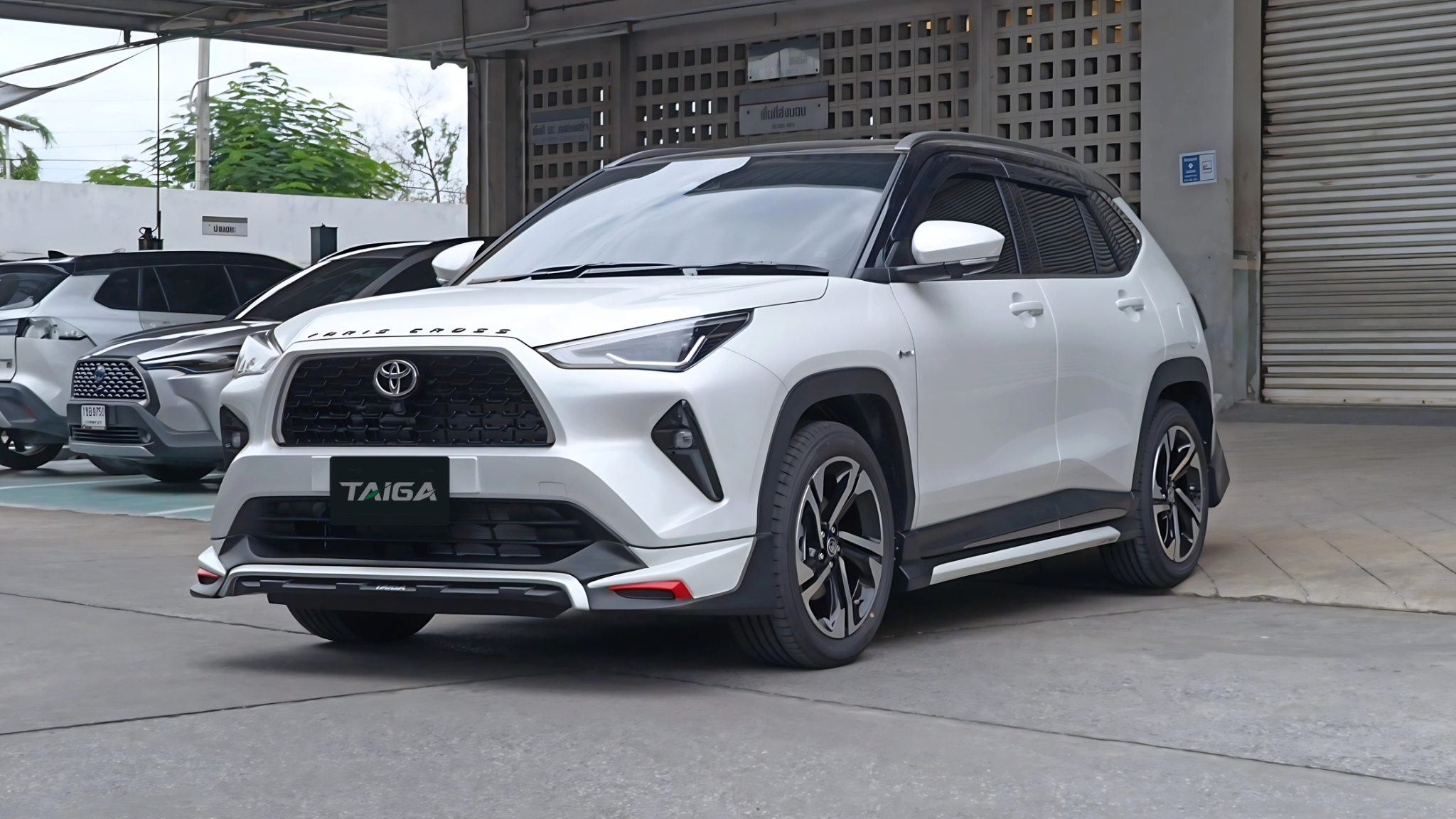 ชุดแต่งรถ-สเกิร์ต-อุปกรณ์แต่งรถ New Toyota Yaris Cross 2023-2025 ทรง Taiga