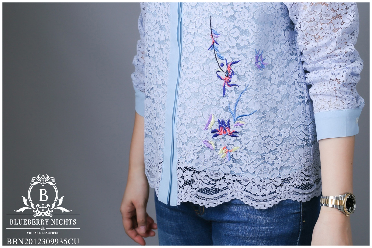 Sale+++B3629 เสื้อเชิ้ตลูกไม้อิตาลีปักลายดอกไม้ ผ้าลูกไม้อิตาลีเกรดพรีเมี่ยมเนื้อนุ่มเบาใส่สบายมากค่ะ แพทเทิร์นเสื้อเชิ้ตกระดุมหน้ายาวตลอด ดีเทลด้านหน้าปักดิ้นลายดอกไม้สวยหรูค่ะ มีซับในทั้งตัว ♡เหมาะสำหรับสาวๆรอบอก(36-44)♡ รุ่นใหม่ ขายดีมากๆ