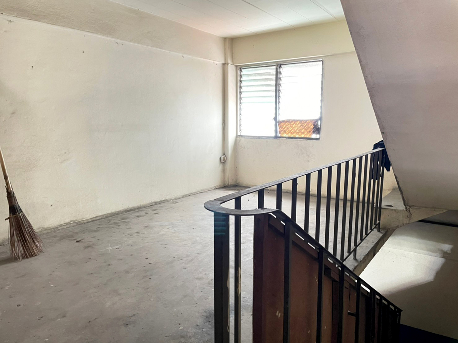 76941-ขายอาคารพาณิชย์ ซอยวัดชลอ บางกรวย นนทบุรี