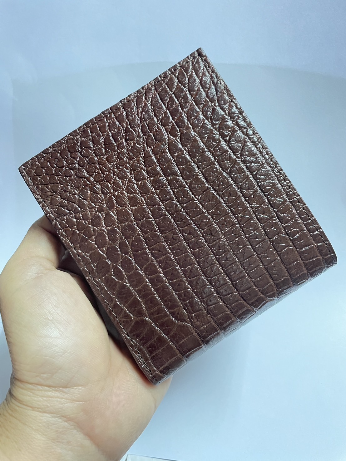 กระเป๋าหนังจระเข้แท้ หนังท้อง