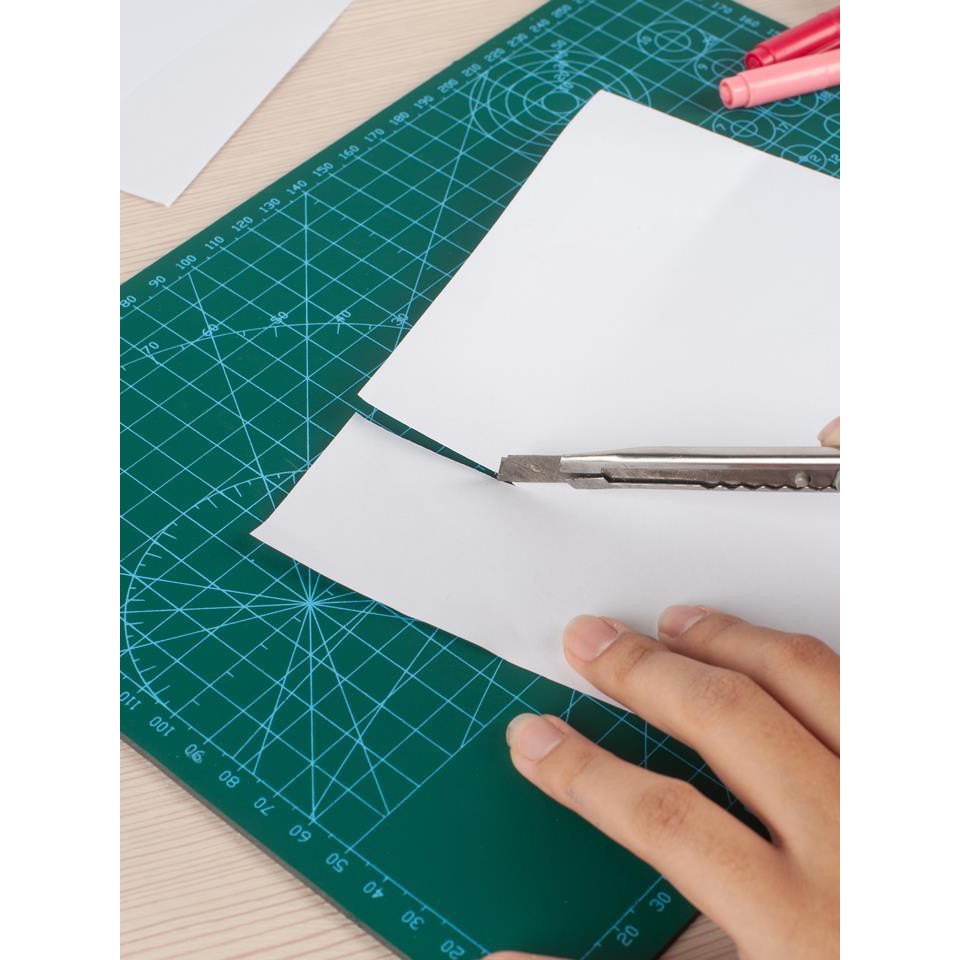 !!สินค้าขายดี!! แผ่นรองตัด ขนาด A4 แผ่นรองตัดกระดาษ 22 x 30 ซม. Cutting mat