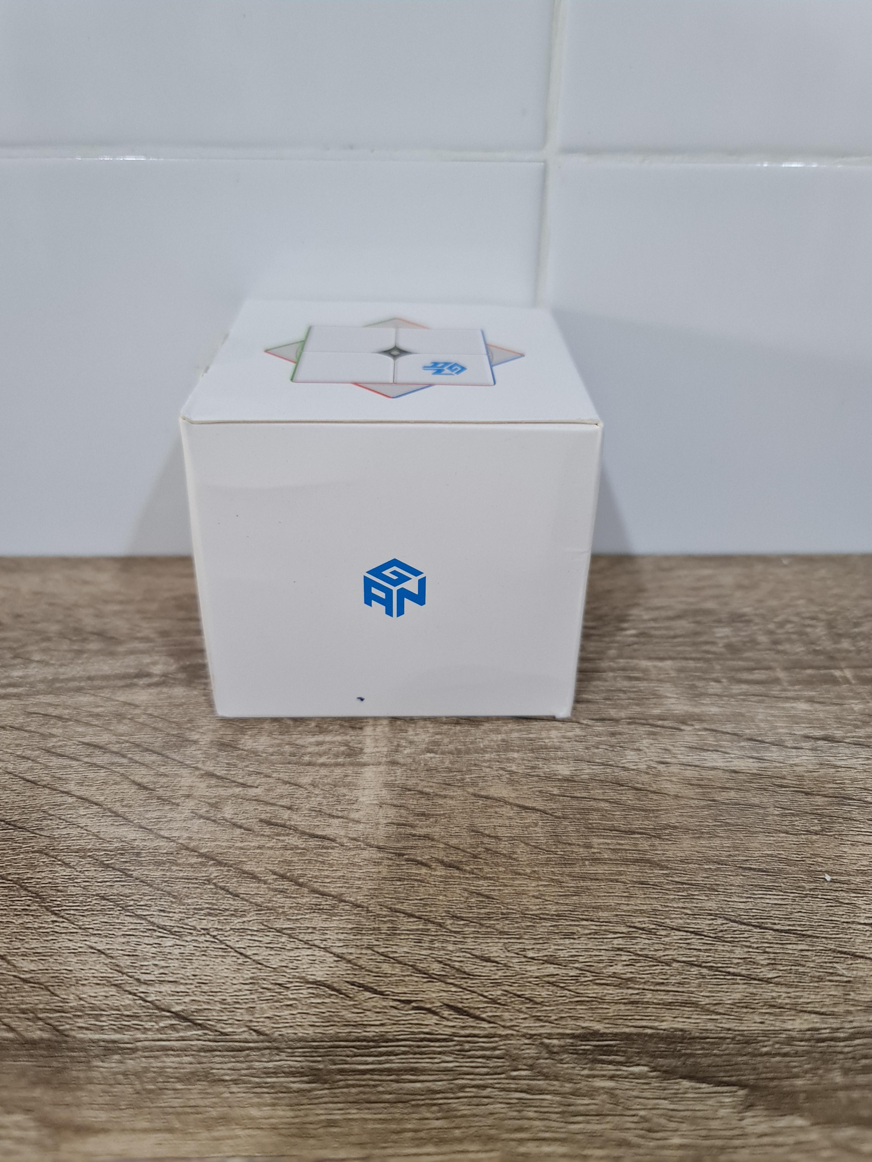 Gan 251 M Air รูบิคแม่เหล็ก