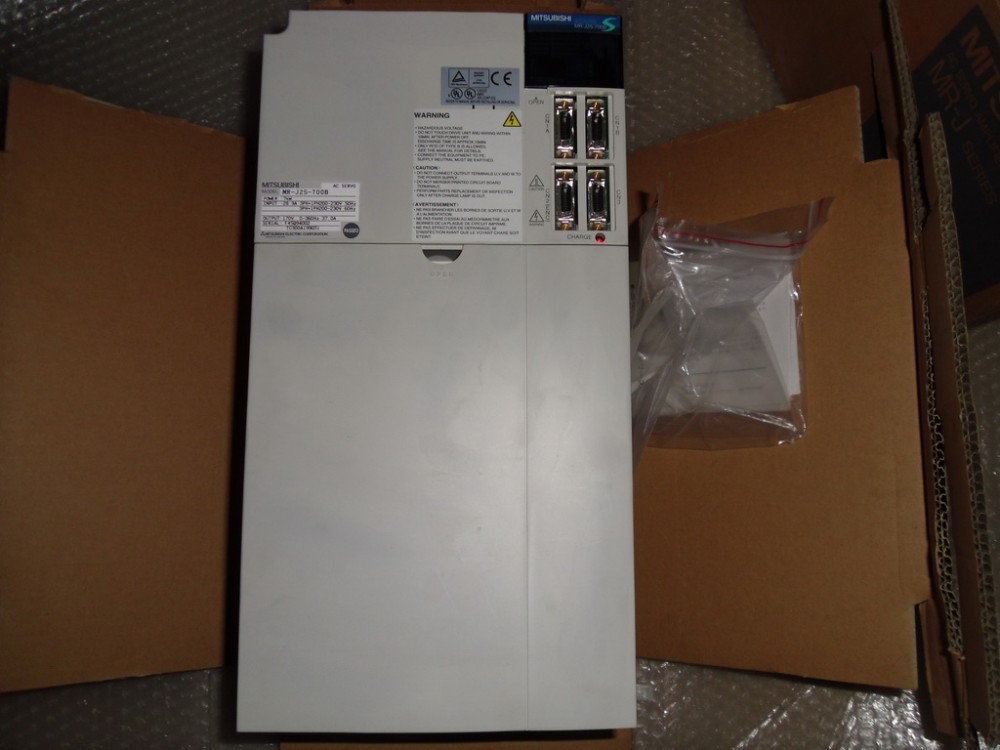 ขาย SERVODRIVE: MR-J2S-700A