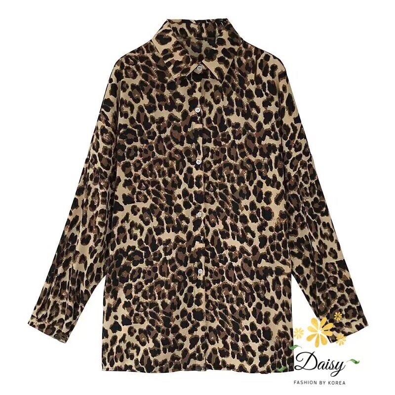 SaLe++++B2985**เสื้อเชิตลายเสือ แบบเสื้อตัวยาวผ้าคอตตอนทึบแสง ผ้าหนานิ่ม ตัวยาวคลุมสะโพก แมทง่าย ใส่กับยีนส์หรือใส่กับเลกกิ้งได้ค่ะ งานสวยค่ะ เหมาะใส่กับยีนส์ เสื้อกระดุมหน้ายาวค่ะ 🌟ลายเสือ อก 40’’ ยาว 31 🌟ผ้าใส่สบาย ทรงใส่ง่าย งานสวยค่ะ