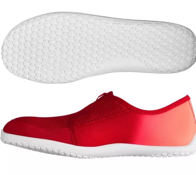 รองเท้าลุยน้ำ แบรนด์กีฬายอดฮิตในฝรั่งเศส แท้ 💯%