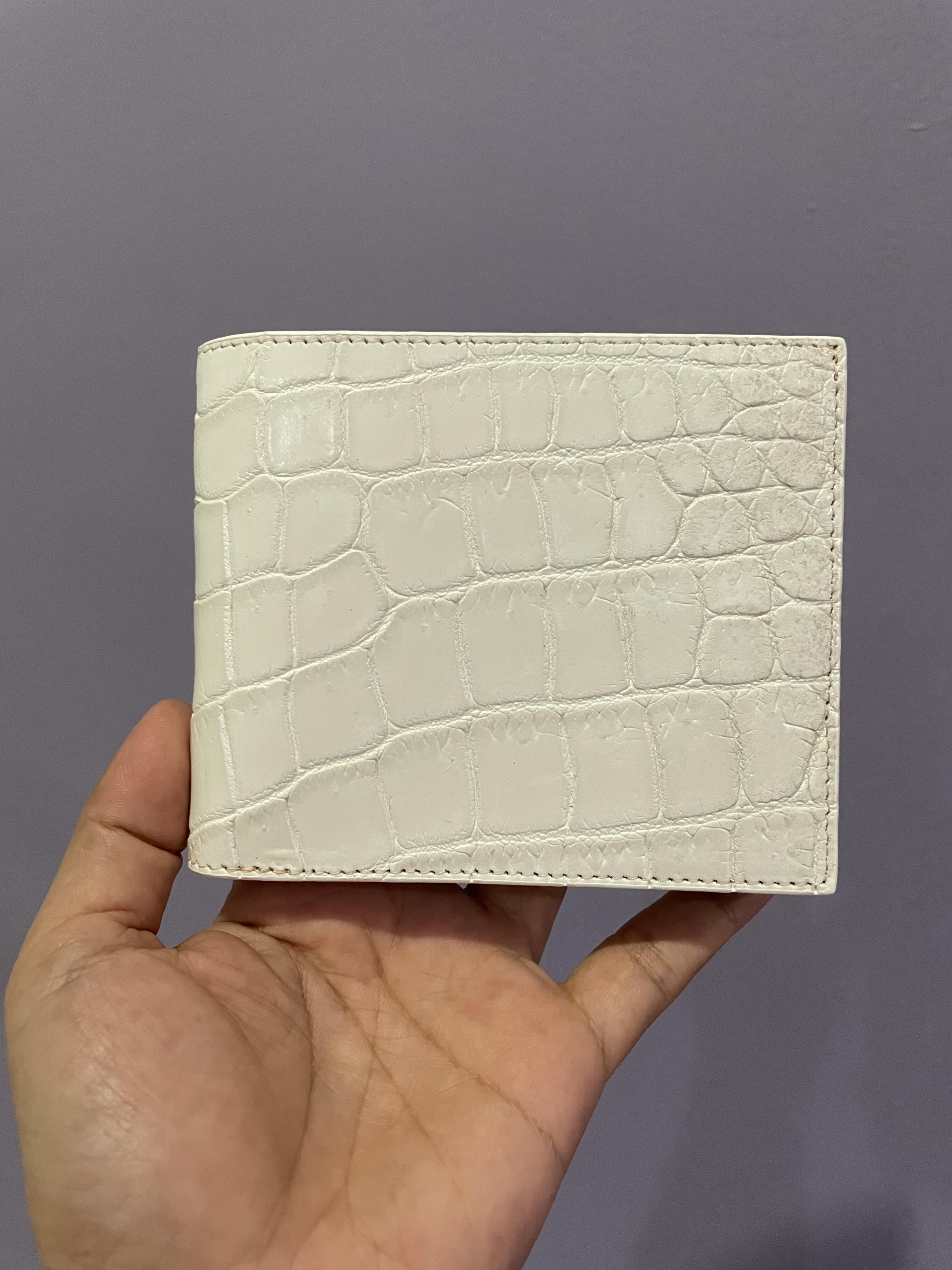 กระเป๋าหนังจระเข้แท้ หนังท้อง