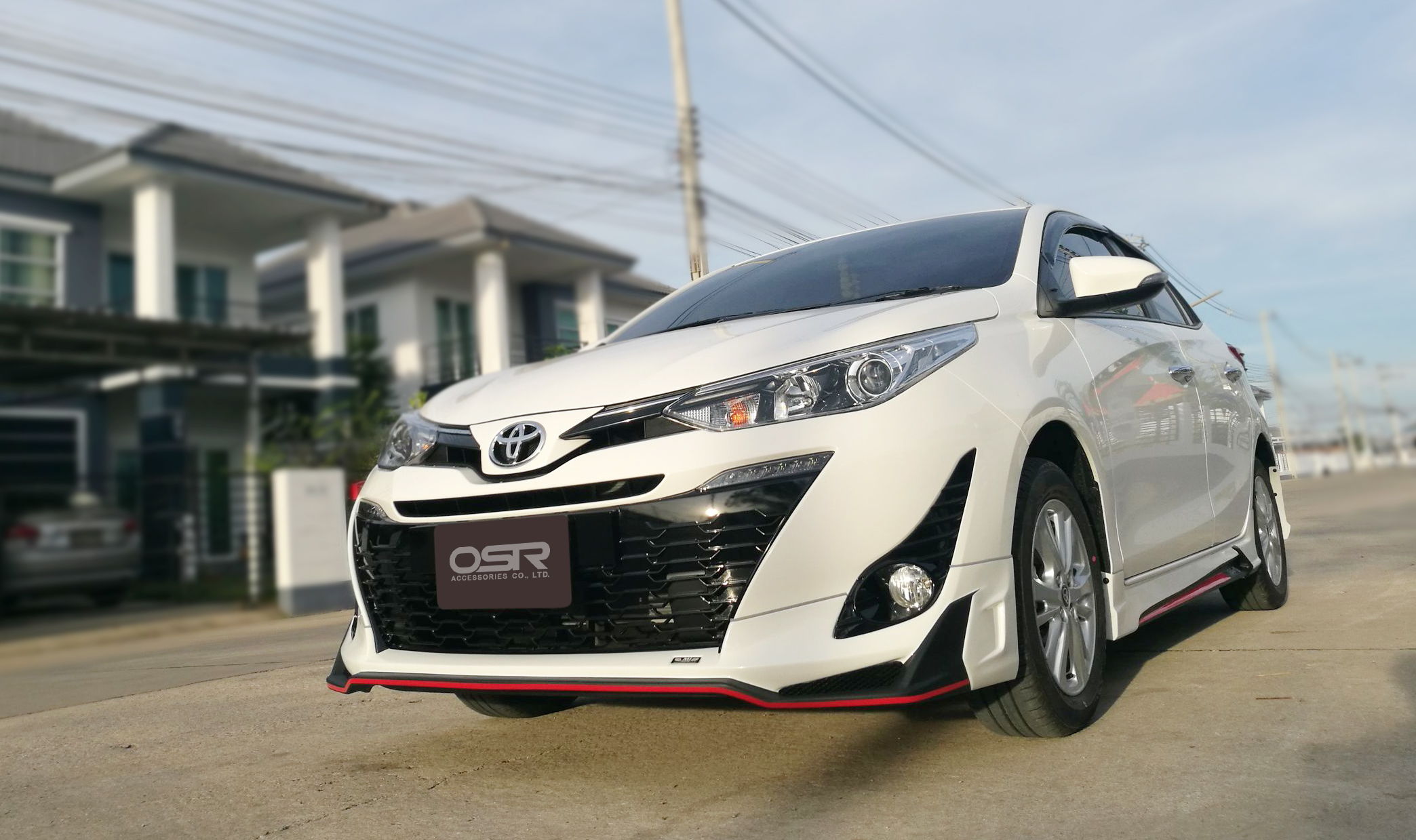 ชุดแต่งรถ สเกิร์ต-สปอยเลอร์ New Yaris 2018 ทรง Rider-M