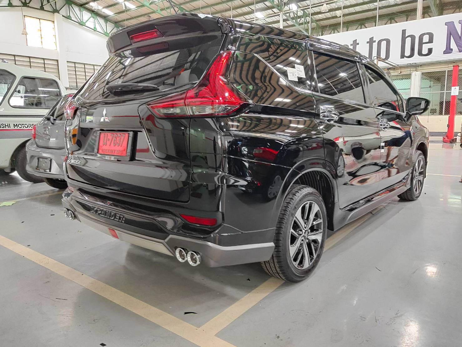 ชุดแต่งรถ-สเกิร์ต-อุปกรณ์แต่งรถ Mitsubishi Xpander ทรง SR-Limited By OSR