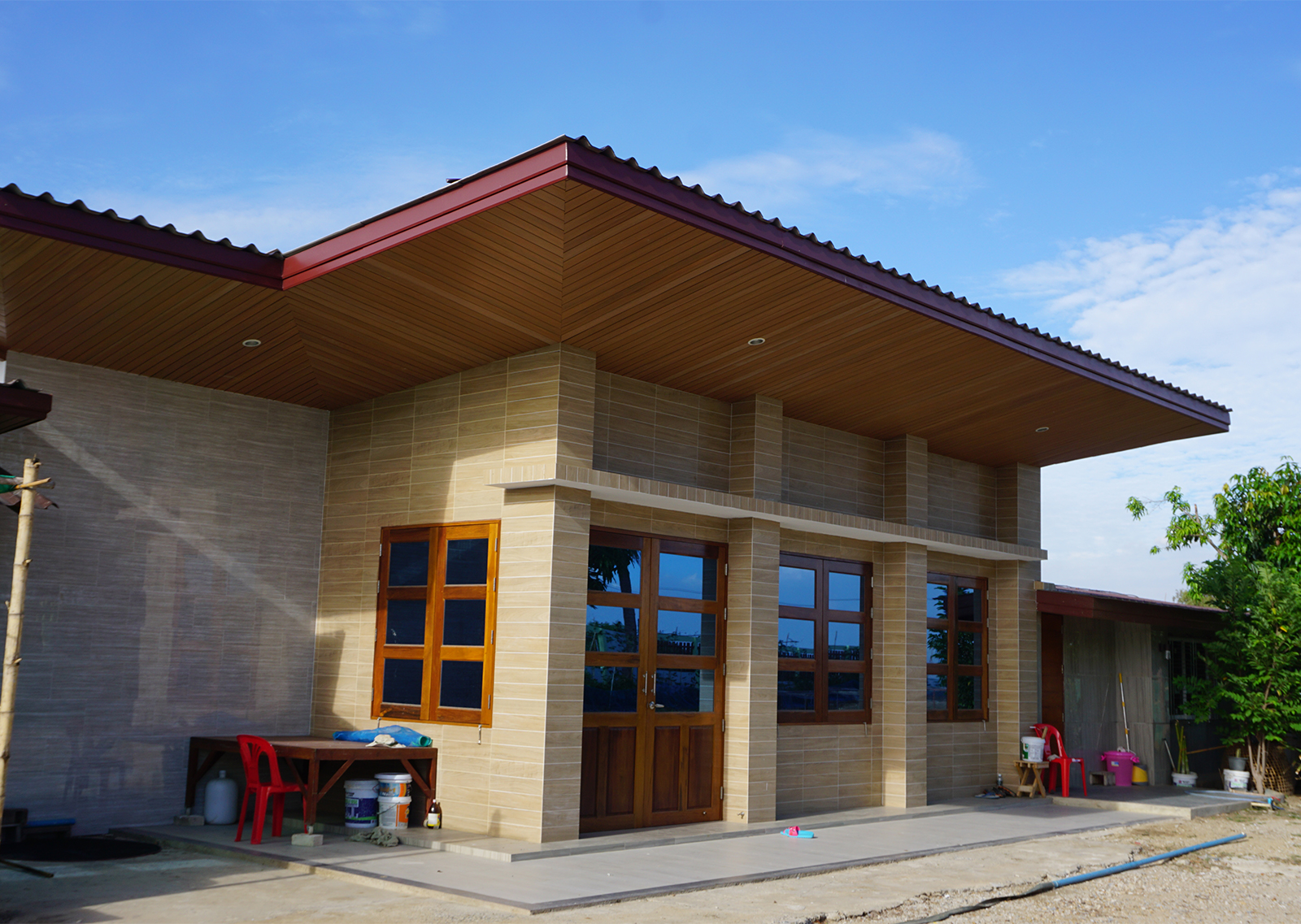 68373-ขายที่ดินพร้อมบ้าน ตำบลสามโก้ อำเภอสามโก้ อ่างทอง